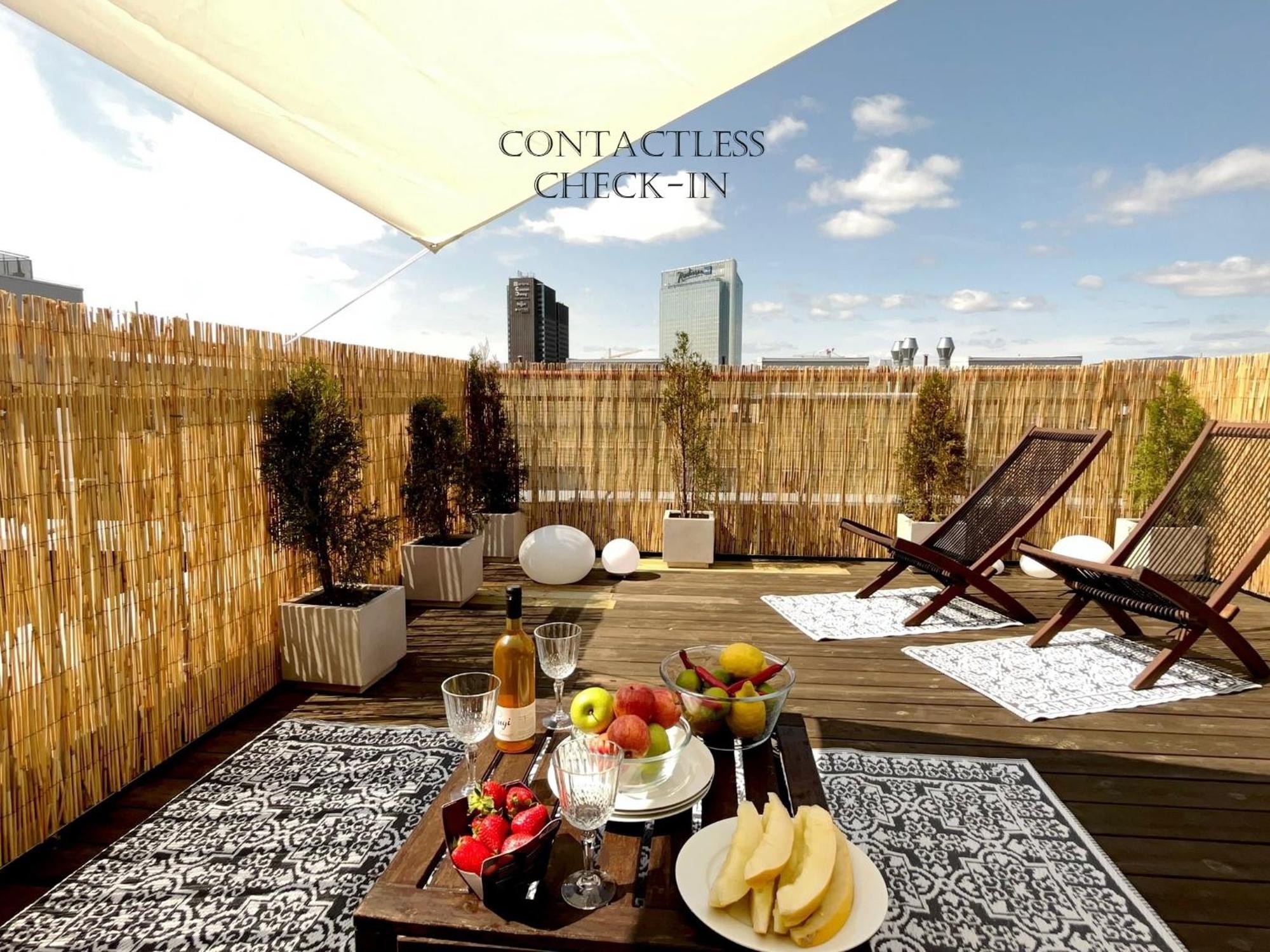 City Center Flat W Roof Top Terrace & Free Parking Oslo Ngoại thất bức ảnh